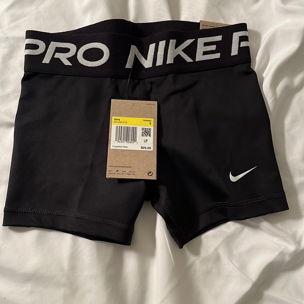 NWT Nike Pro Shorts GIRLS Size S
